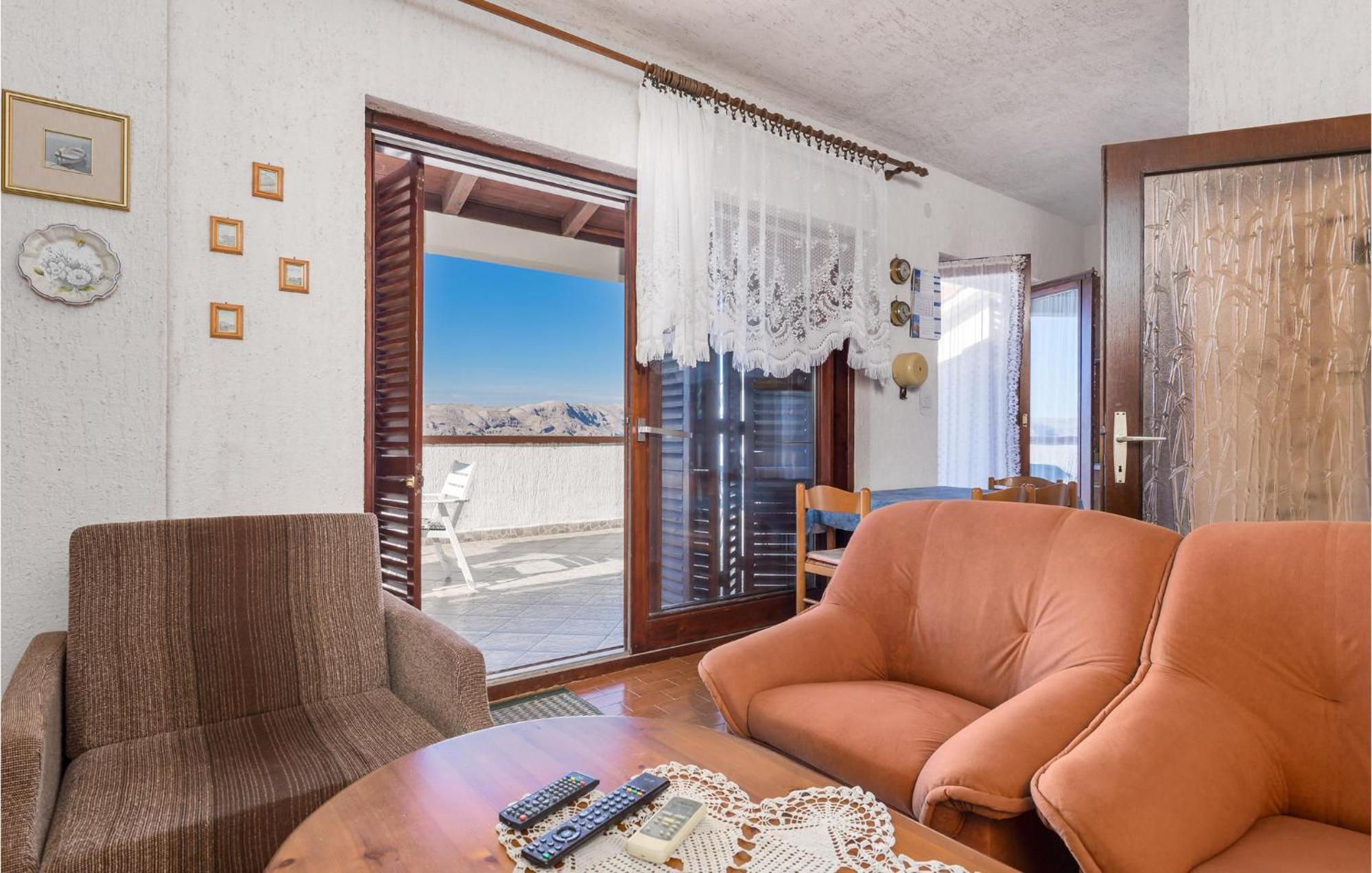 2 Bedroom Nice Apartment In Jablanac Exterior foto