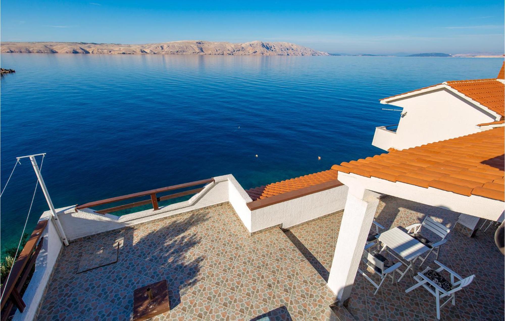 2 Bedroom Nice Apartment In Jablanac Exterior foto