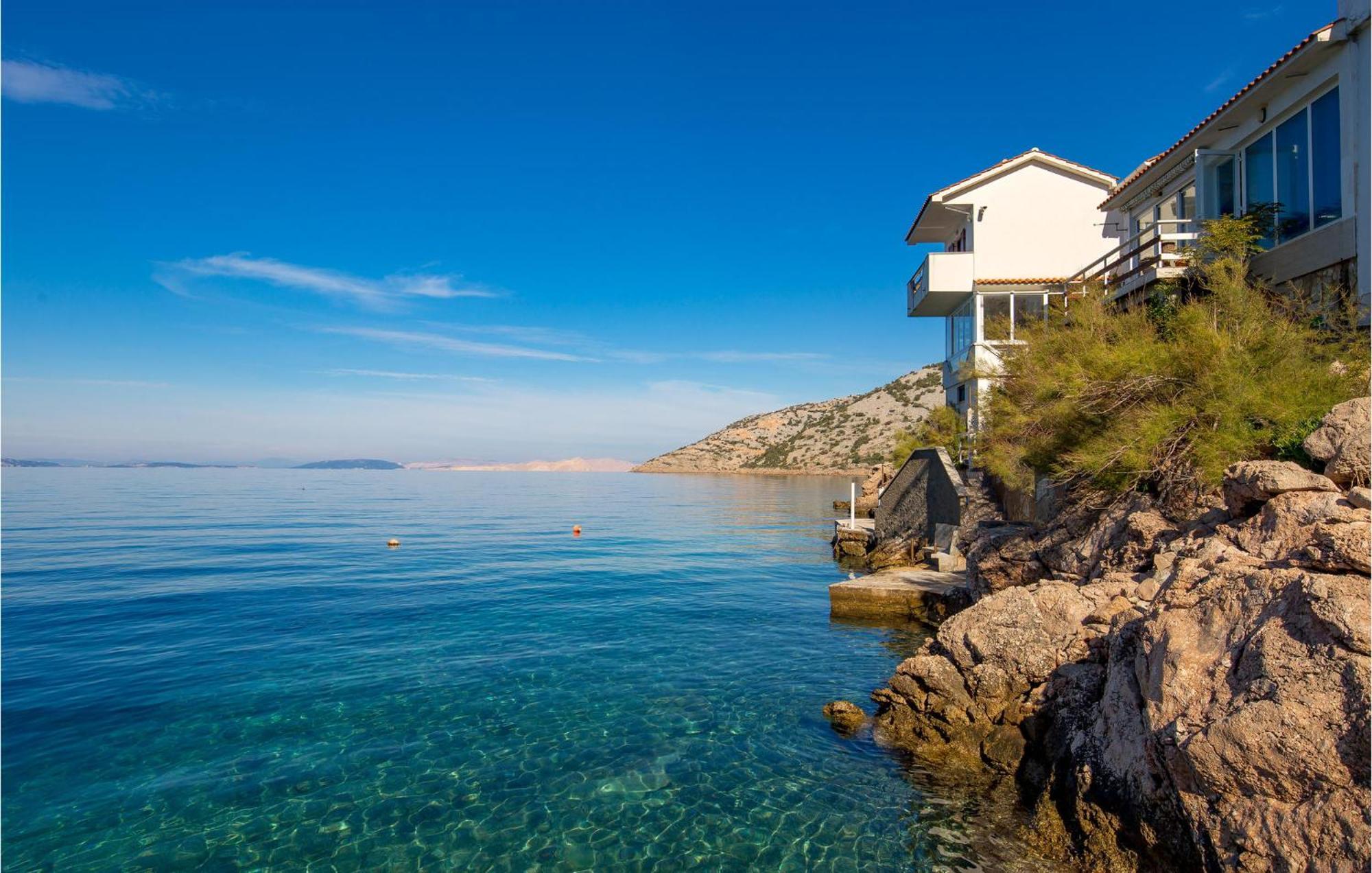 2 Bedroom Nice Apartment In Jablanac Exterior foto